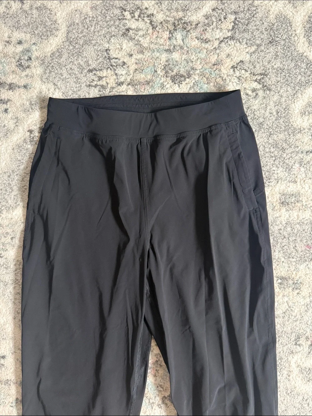 lululemon athletica excellent size